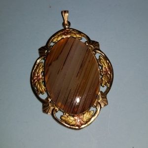 Agate pendant